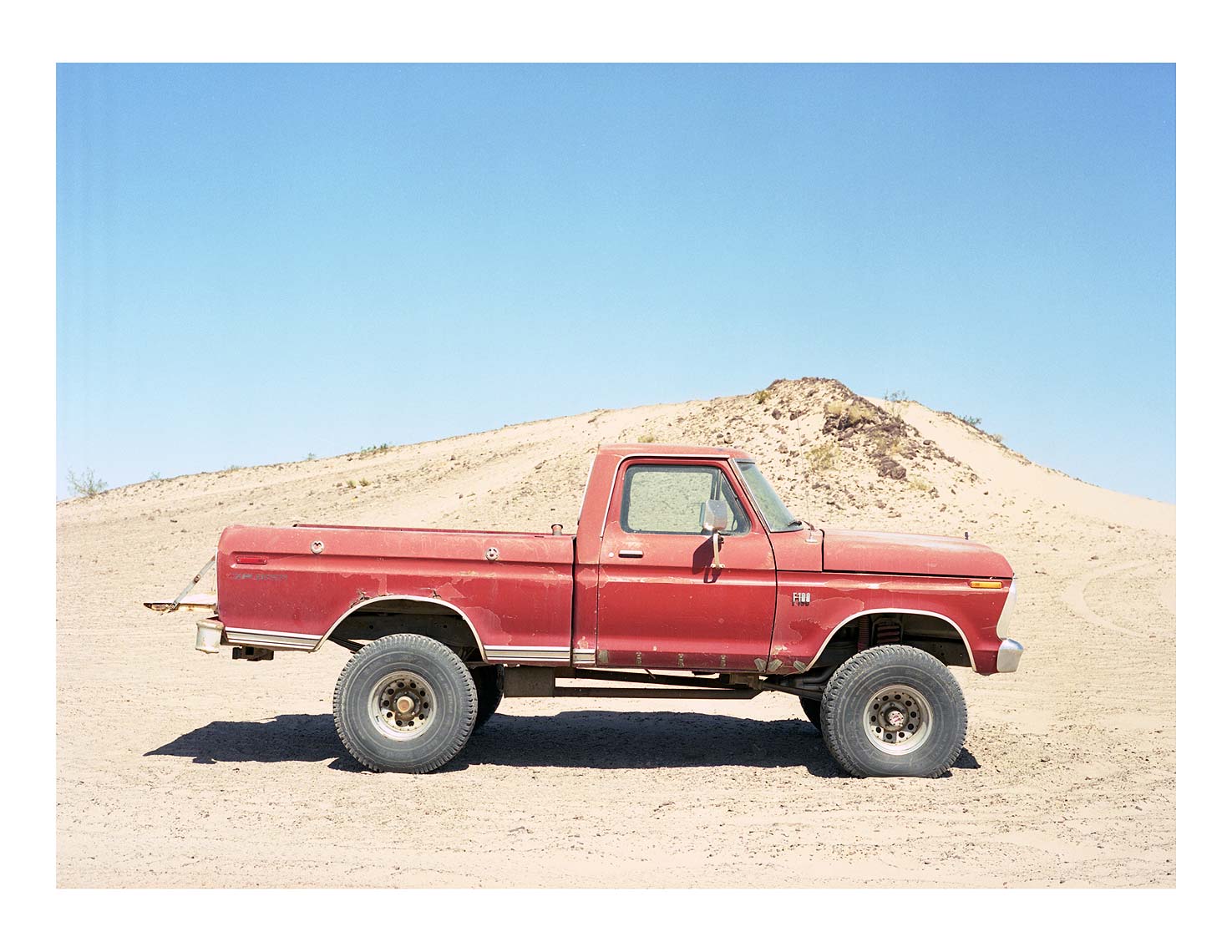P.05F100.jpg